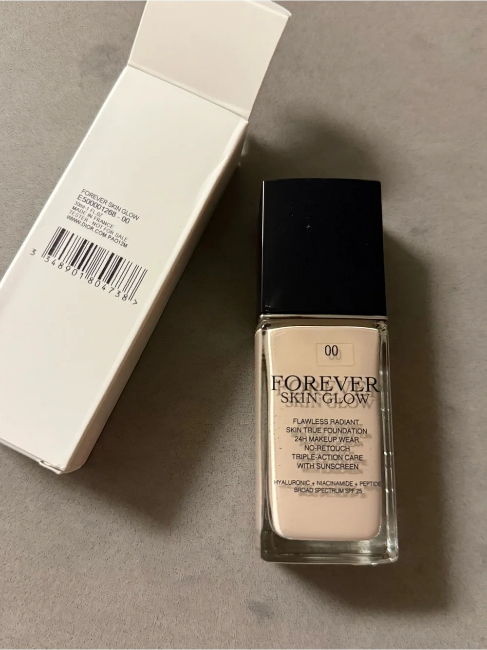 00 Dior Forever Skin Glow Foundation